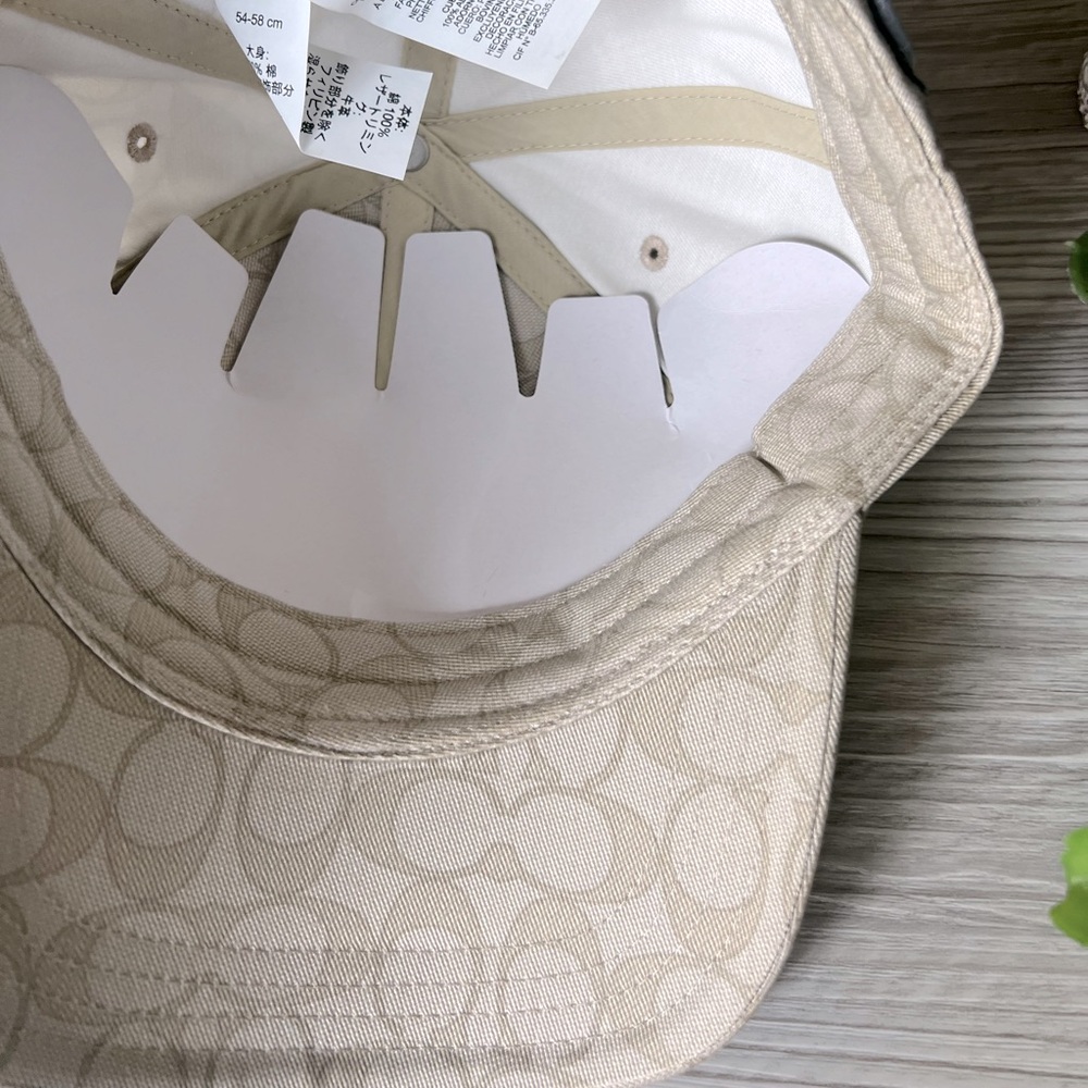 COACH peanuts snoopy signature hat NWT - Picture 11 of 14